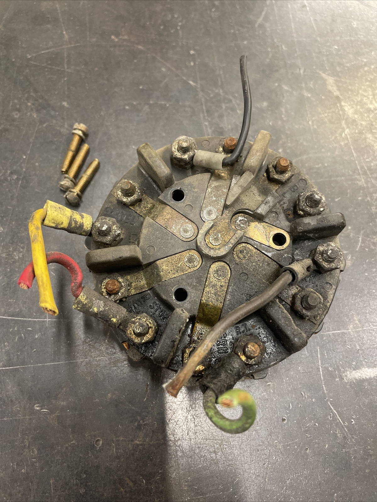 Midland 7 Pin Flush Mount Semi Trailer Socket Midland Breakers Freuhauf