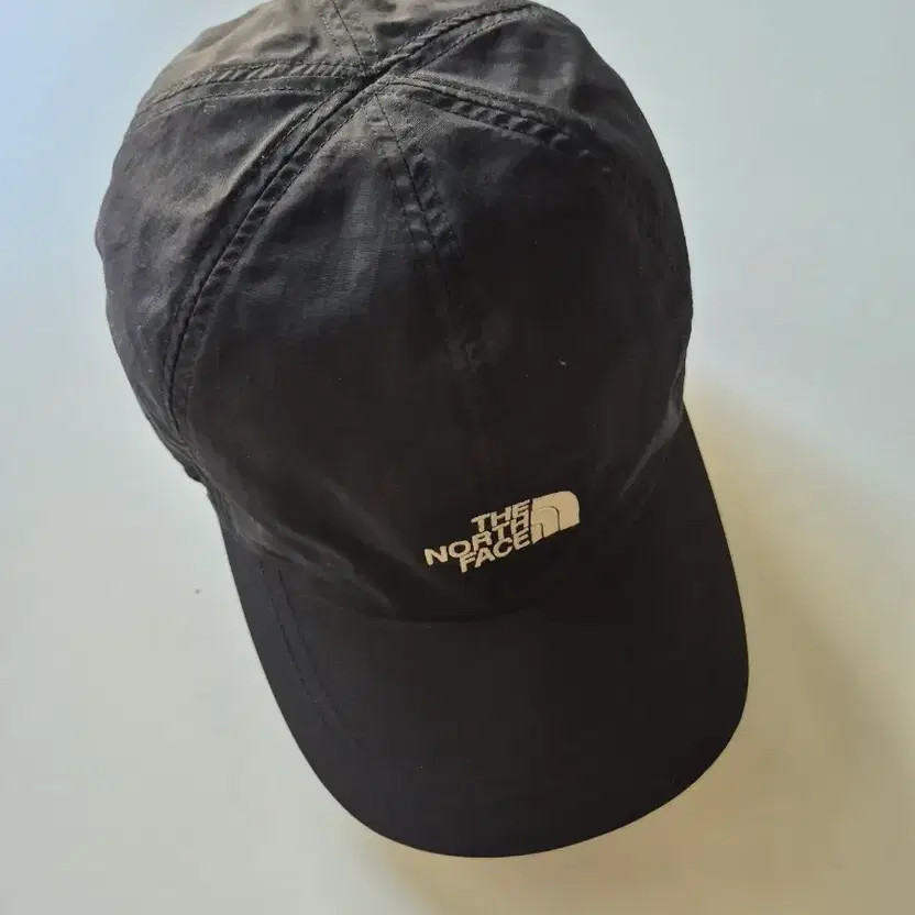 The North Face Spring/Summer Black Baseball Cap (Pre-Owned) Official