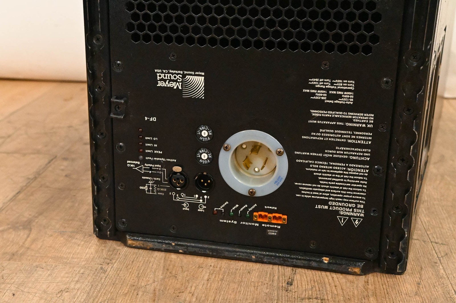 Meyer Sound DF-4 Medium-Throw Down Fill Self-Powered Loudspeaker CG01VYY