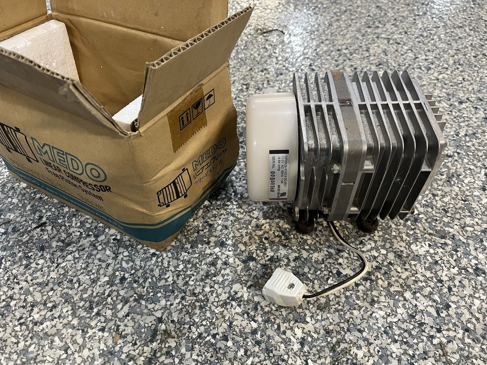 MEDO VP0625-V1014-D2-0511 vacuum pump 115VDC 60Hz 1.4A, New Open Box