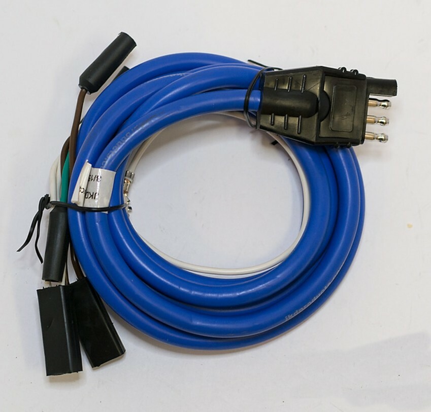 Load Trail 090006 Cold Weather Wire Harness Extension with 4-Flat Plug