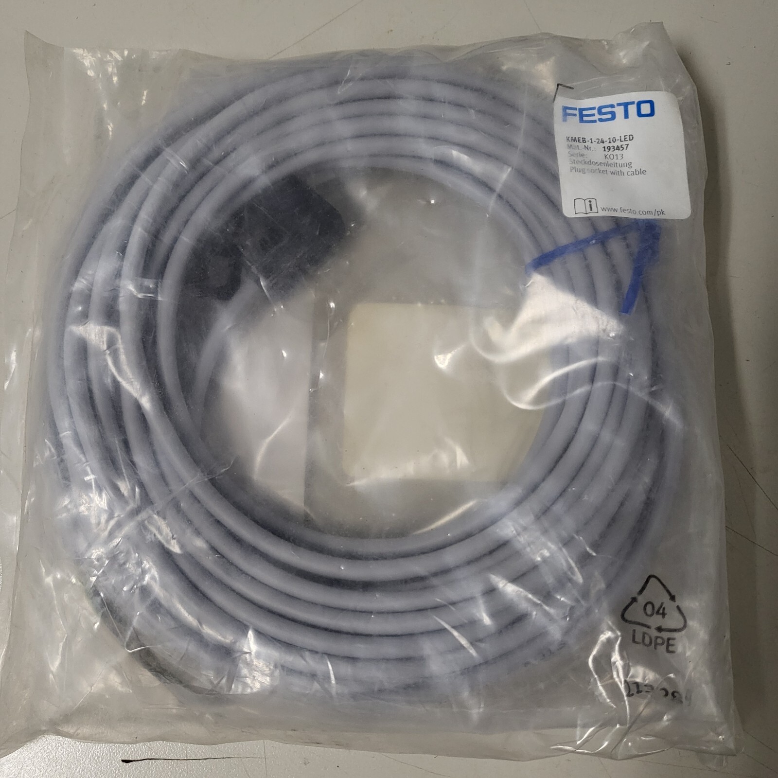 1PC New For Festo KMEB-1-24-10-LED Plug Socket with Cable 193457 Power Cord