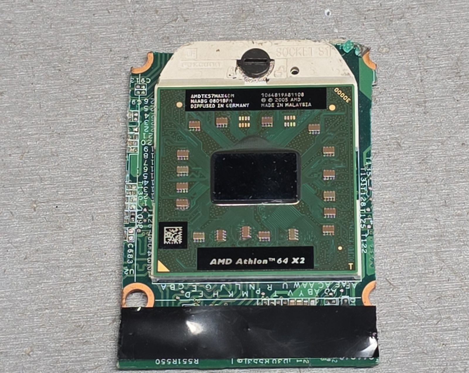 AMD Athlon 64 X2 Mobile Socket S1 Processor AMDTKS7HAX4DM