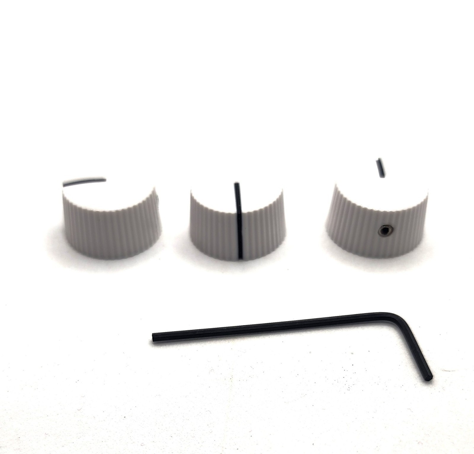 3-Pack  White "Cupcakes" Knobs Replacements Vintage Harmony