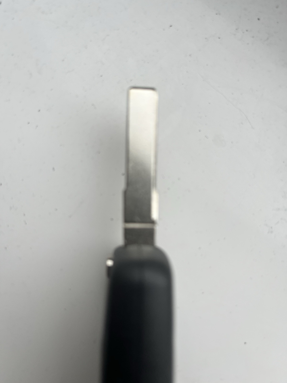 VW 2 Button car key fob with blade