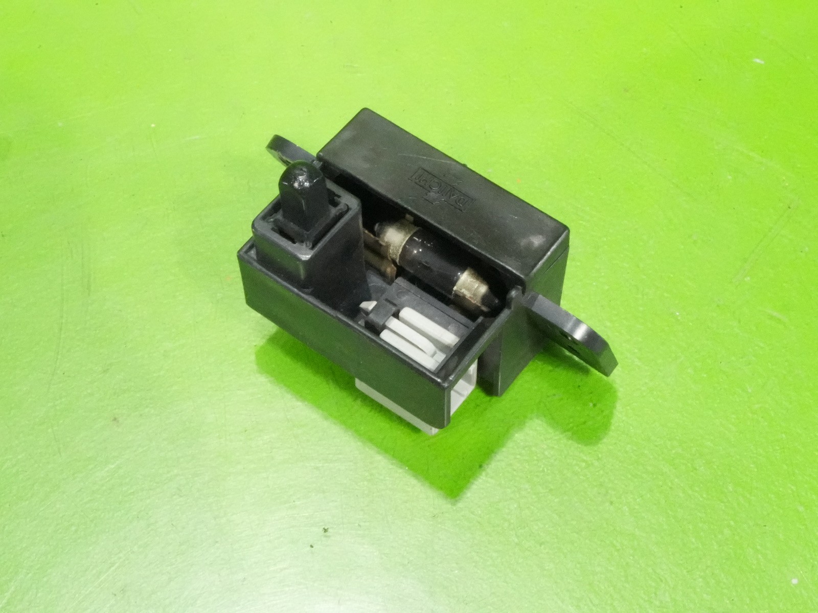 94-01 Integra OEM glovebox storage compartment light lamp switch