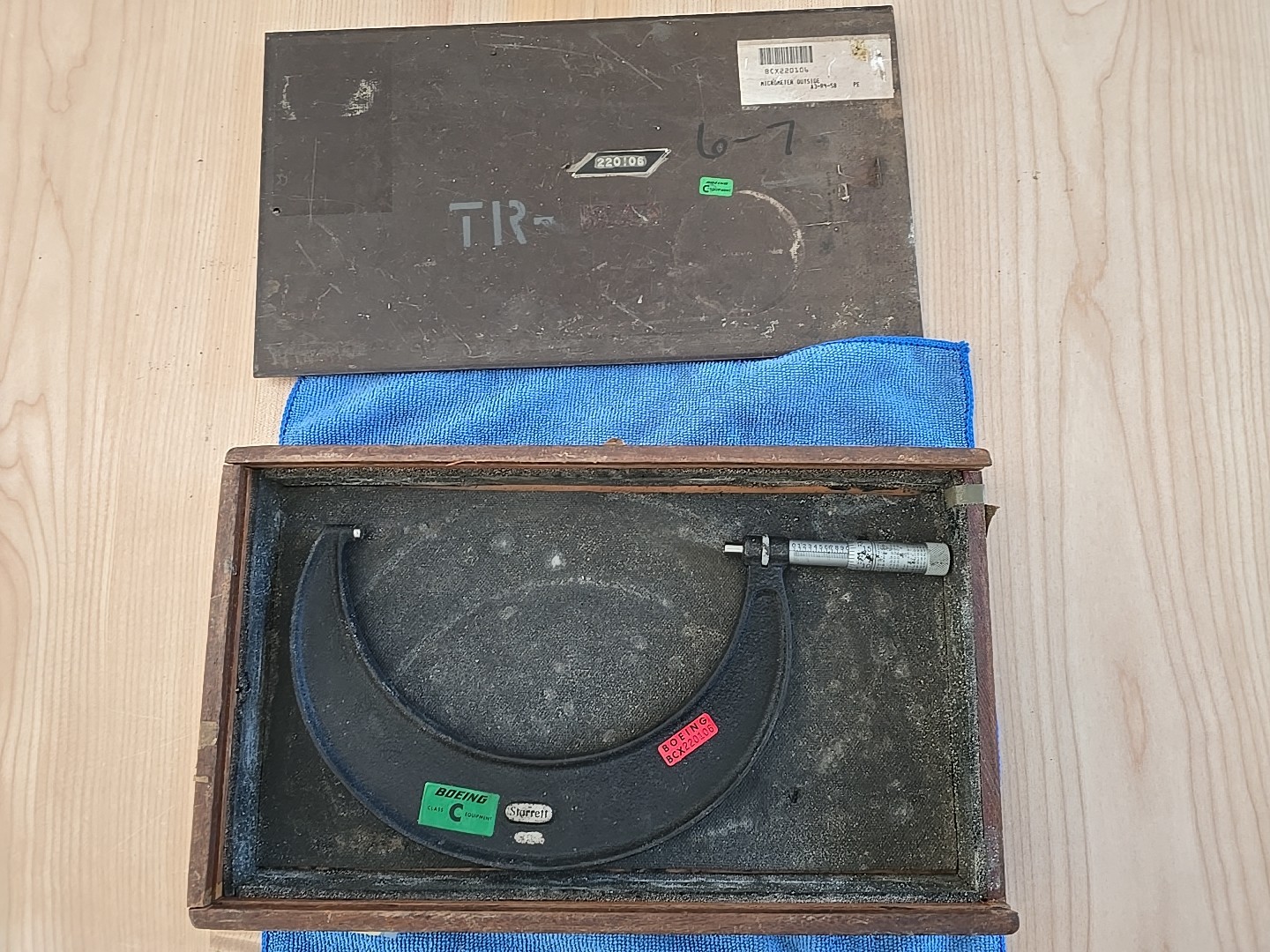 Starrett Micrometer Caliper No.436 6”-7” with original box Vintage Boeing Lot