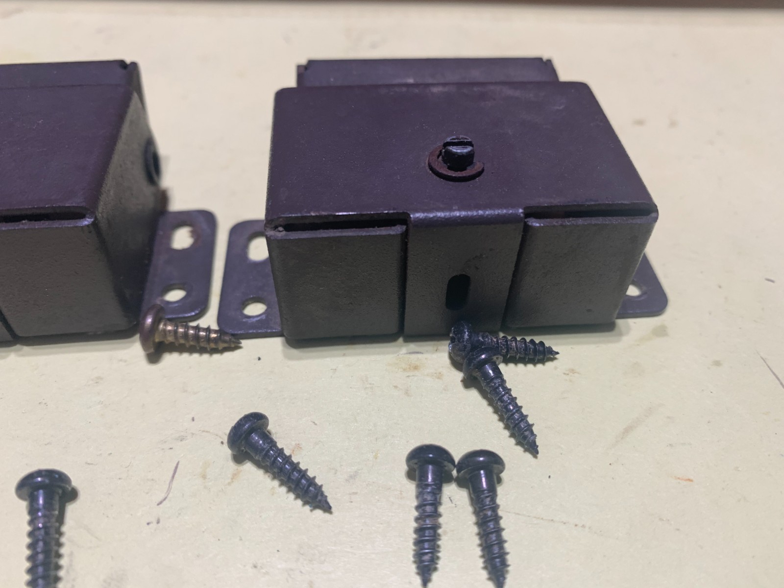Pioneer PL-A45D Stereo Turntable Parting Out - Hinge Set (Lower)