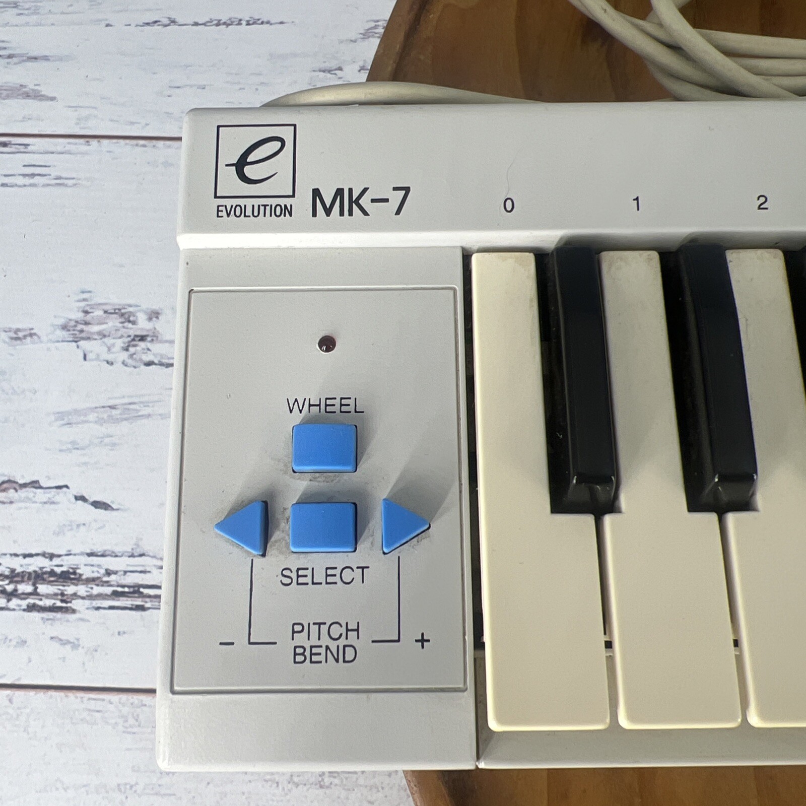 Evolution MK-7 Midi Controller Keyboard - Working