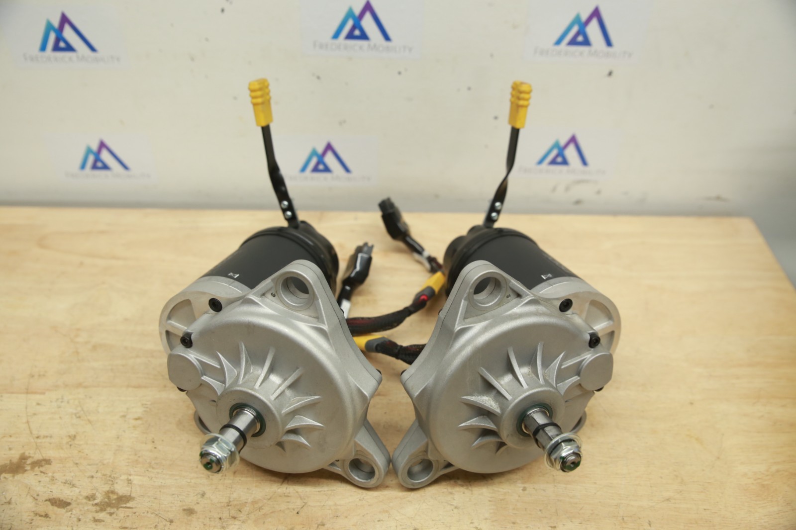 TESTED PAIR Motors for GEN 2 Jazzy Select Elite / ES Power Chairs MOT2206911/12