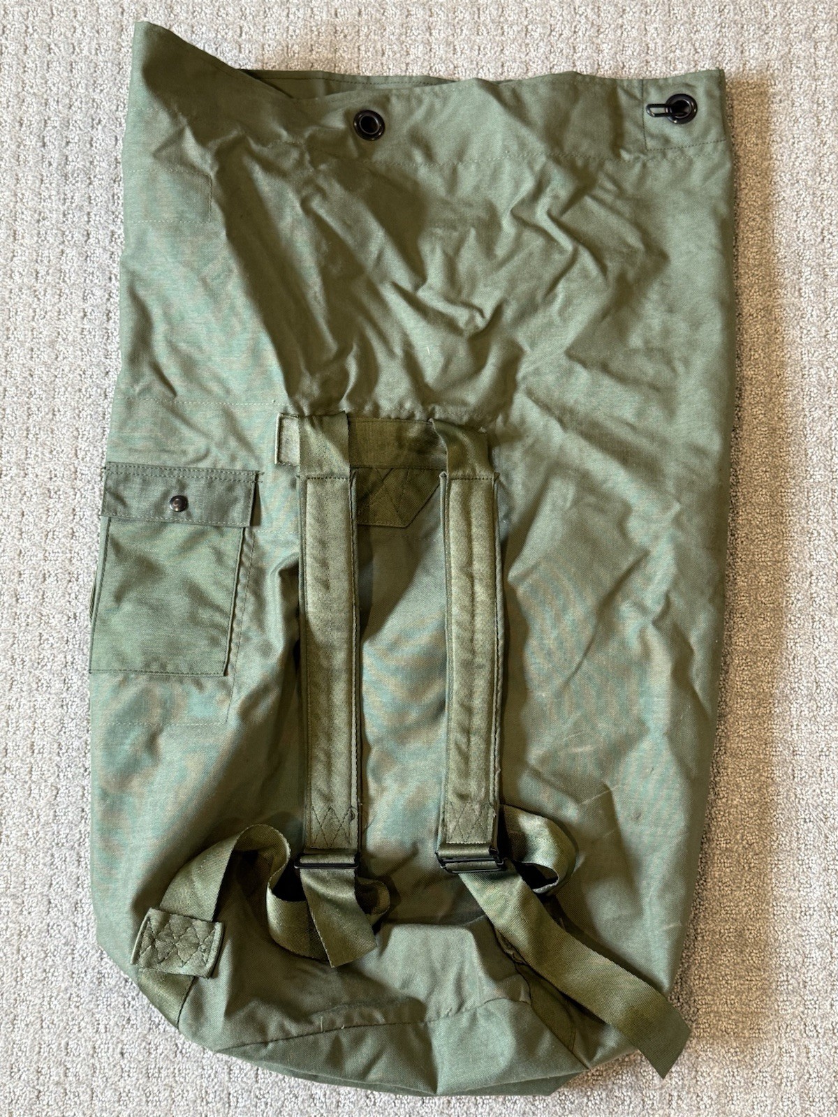U.S G.I. Duffle Bag Top Load Green US Military Sea