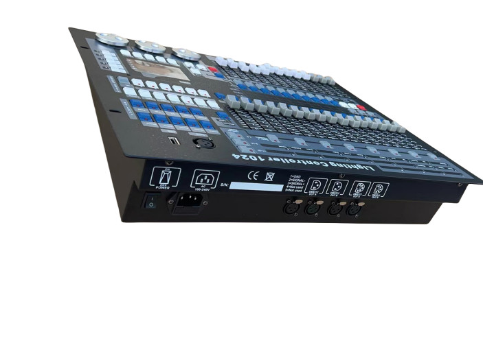 US DMX Console 1024 DMX Controller W/fly case For moving head /par/bar light