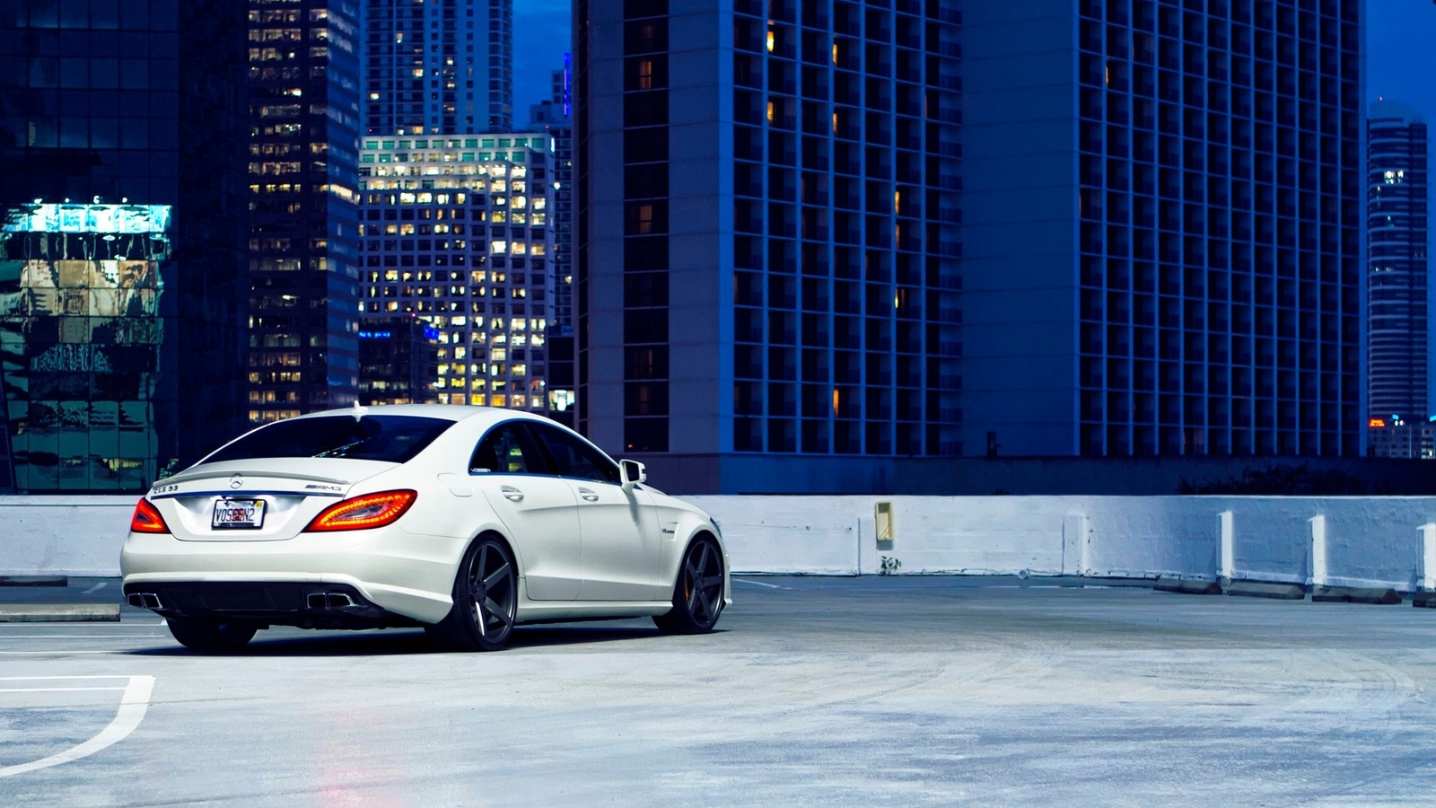 Cars amg vehicles mercedes benz mercedes cls 63 Desk Mat Stitched