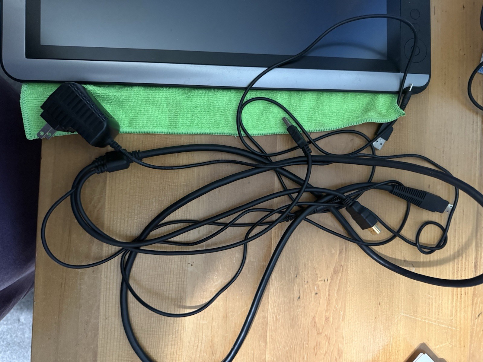 Huion Kamvas GT-156HD V2 Not Complete