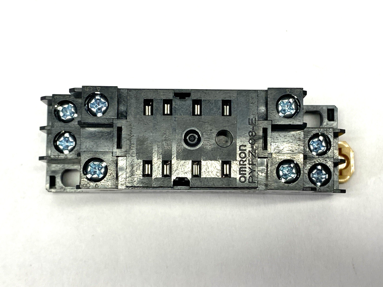 Omron PYFZ-08-E Relay Socket 250VAC 10A