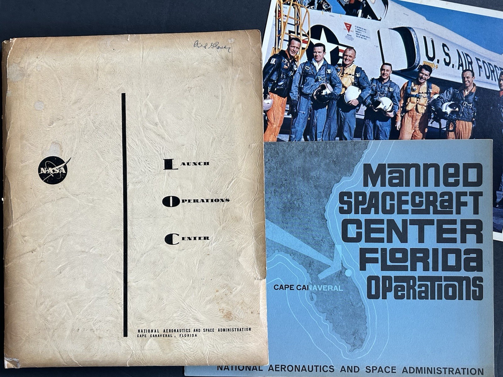 1962-1963 NASA KSC Florida Launch Operations Center Press Information Folder lot
