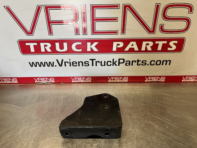 KENWORTH KENWORTH CROSSMEMBER GUSSETT- 2 HOLE - CAST ALUMINUM - RH K140-2438-3R