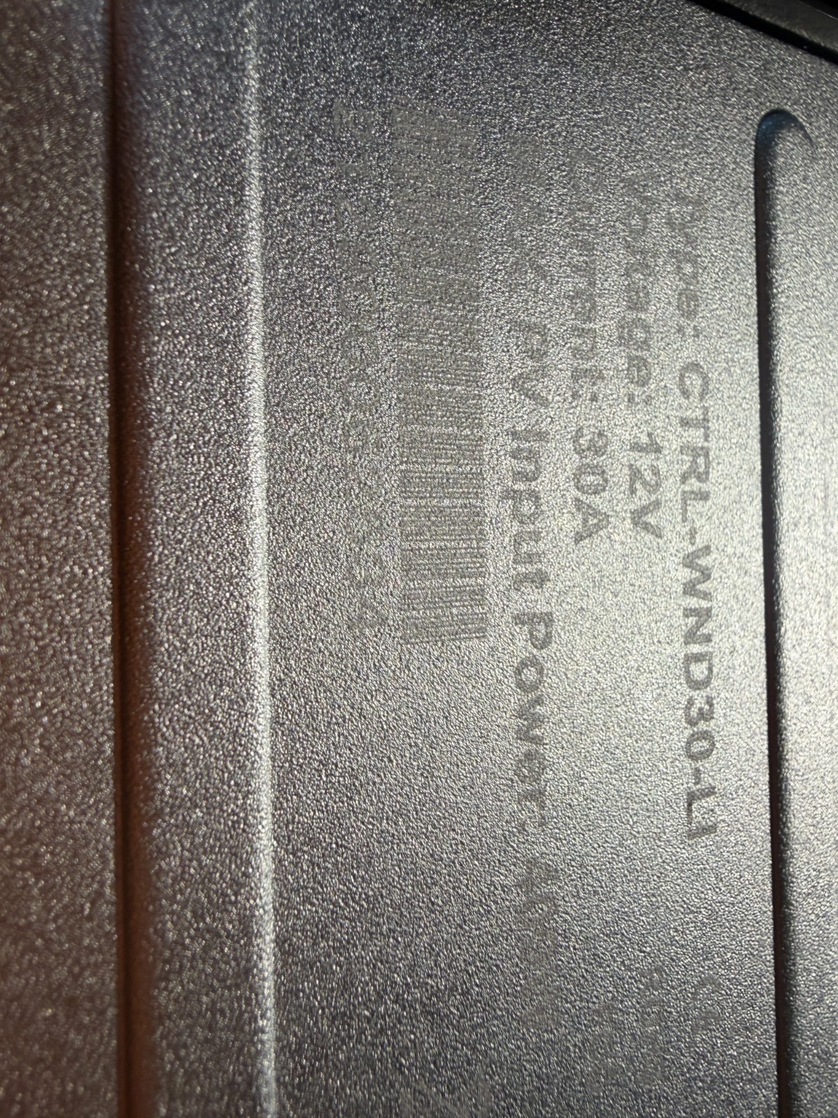 Renogy RNG-CTRL-WND30-LI 30A 12V Wanderer Charge Controller