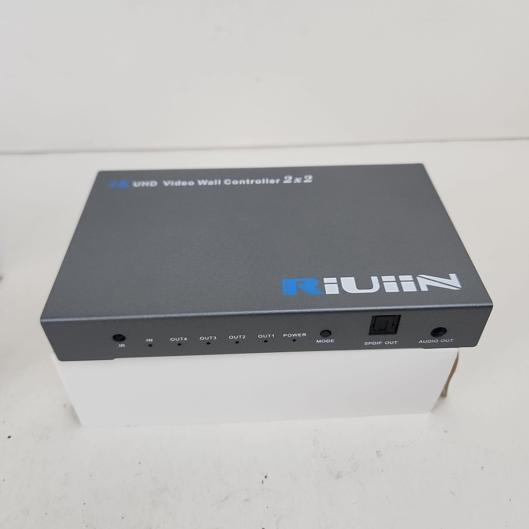 Video Wall Controller 2x2 HDMI 4K Input TV Wall Controller 12 Modes By Riuiin