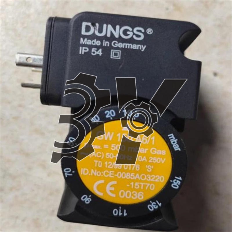One New Dungs GW150A6/1 pressure switch