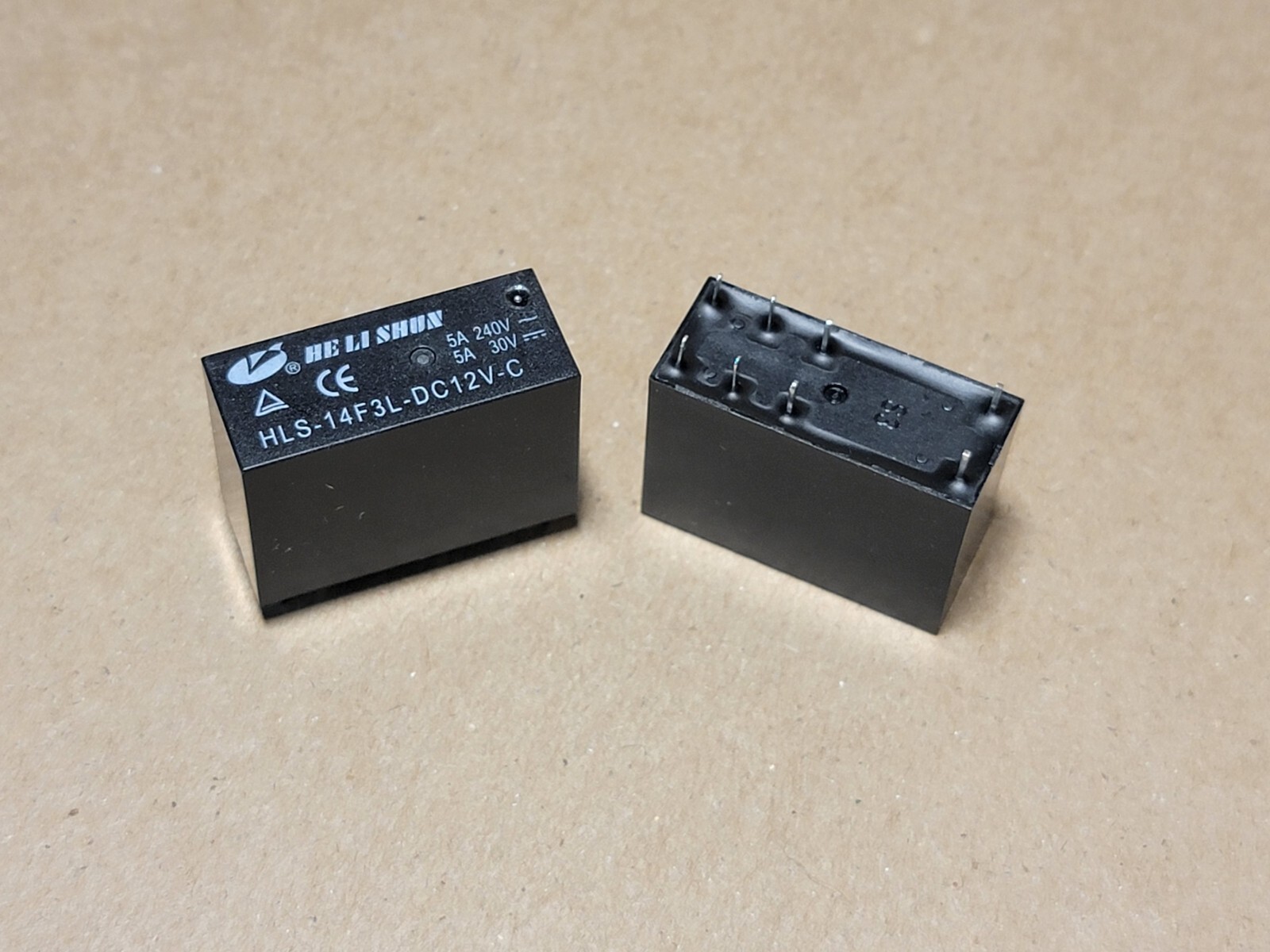 HLS-14F3L-DC12V-C Relay 8 Pin 5A 240VAC/5A 30VDC 2pc