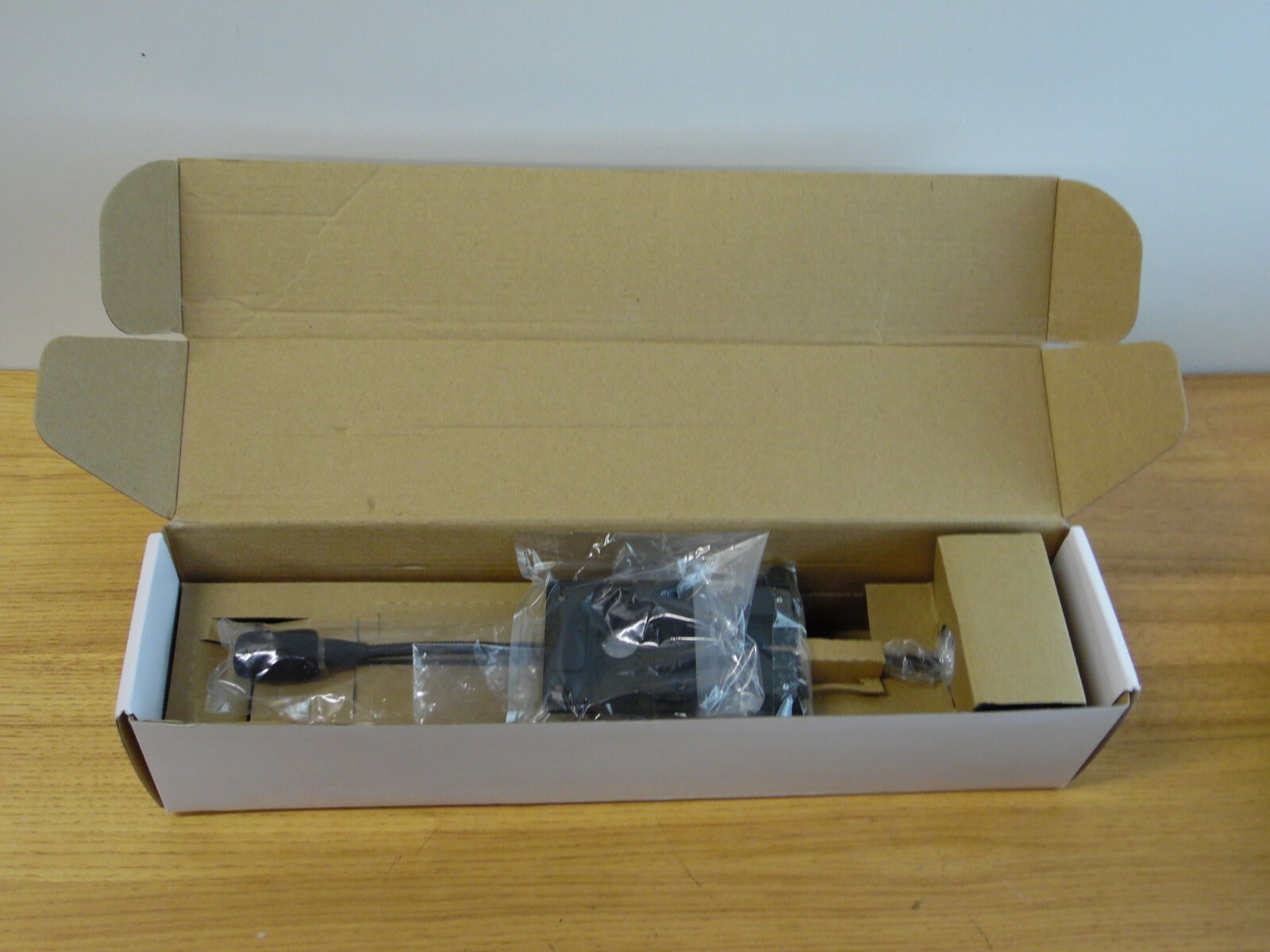 Revolabs 01-EWM5-GN12-BLK 12" Gooseneck Microphone - New in box