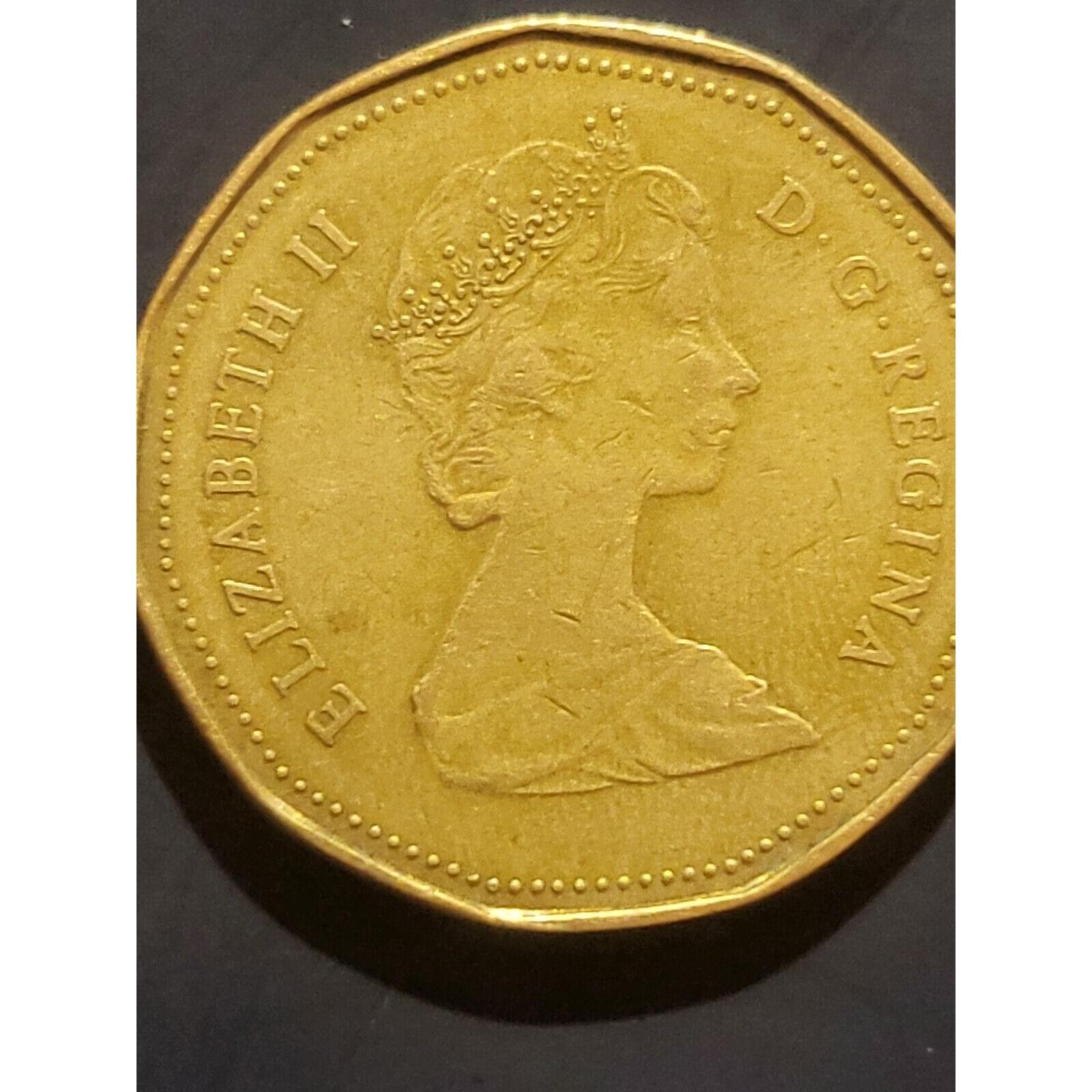 1987 Canadian One Dollar Coin Bronze Queen Elizabeth II Loonie Error Size 26mm