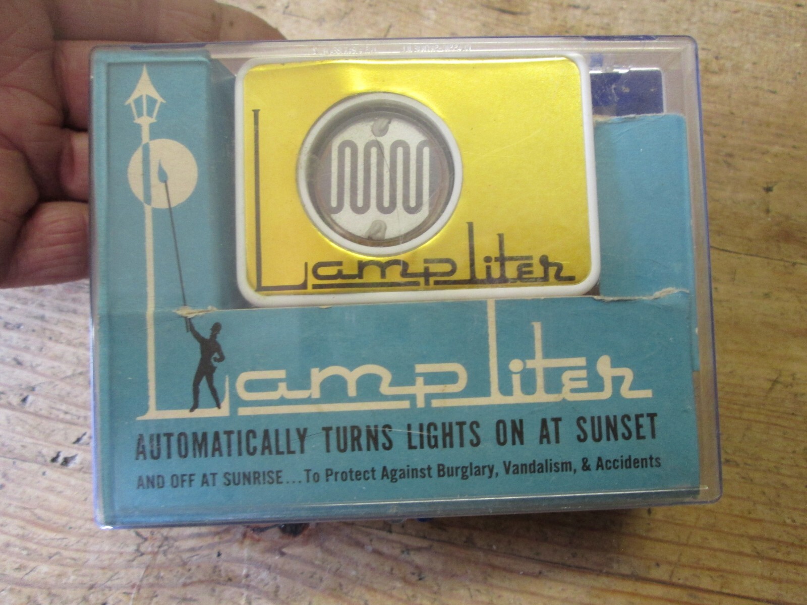 NOS Vintage Lamp Liter Tokyo Electric 115VAC 300W
