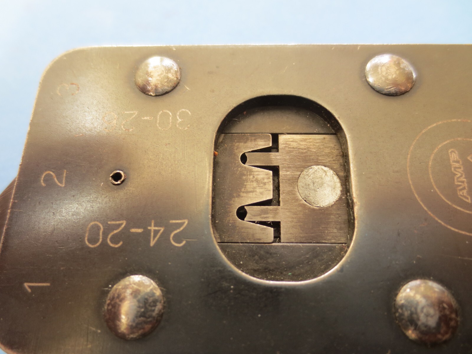 AMP 90202-2 * Hand Crimp Tool * (Missing the ratchet Spring)