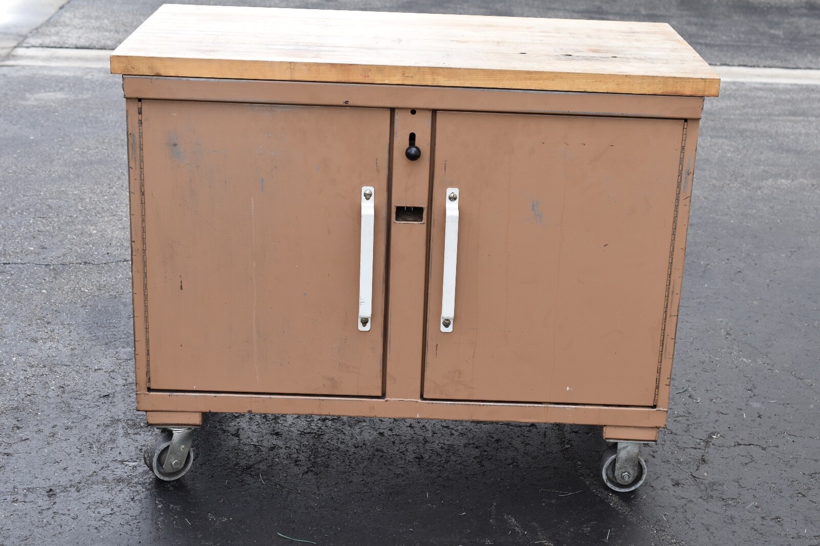 Knaack MODEL 45 STORAGEMASTER® ROLLING WORKBENCH, 1,000 LBS