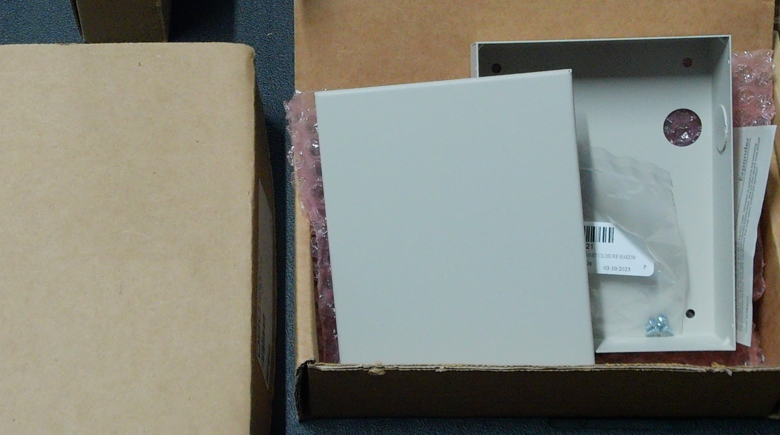 DSC Mounting Cabinet for 1 Module