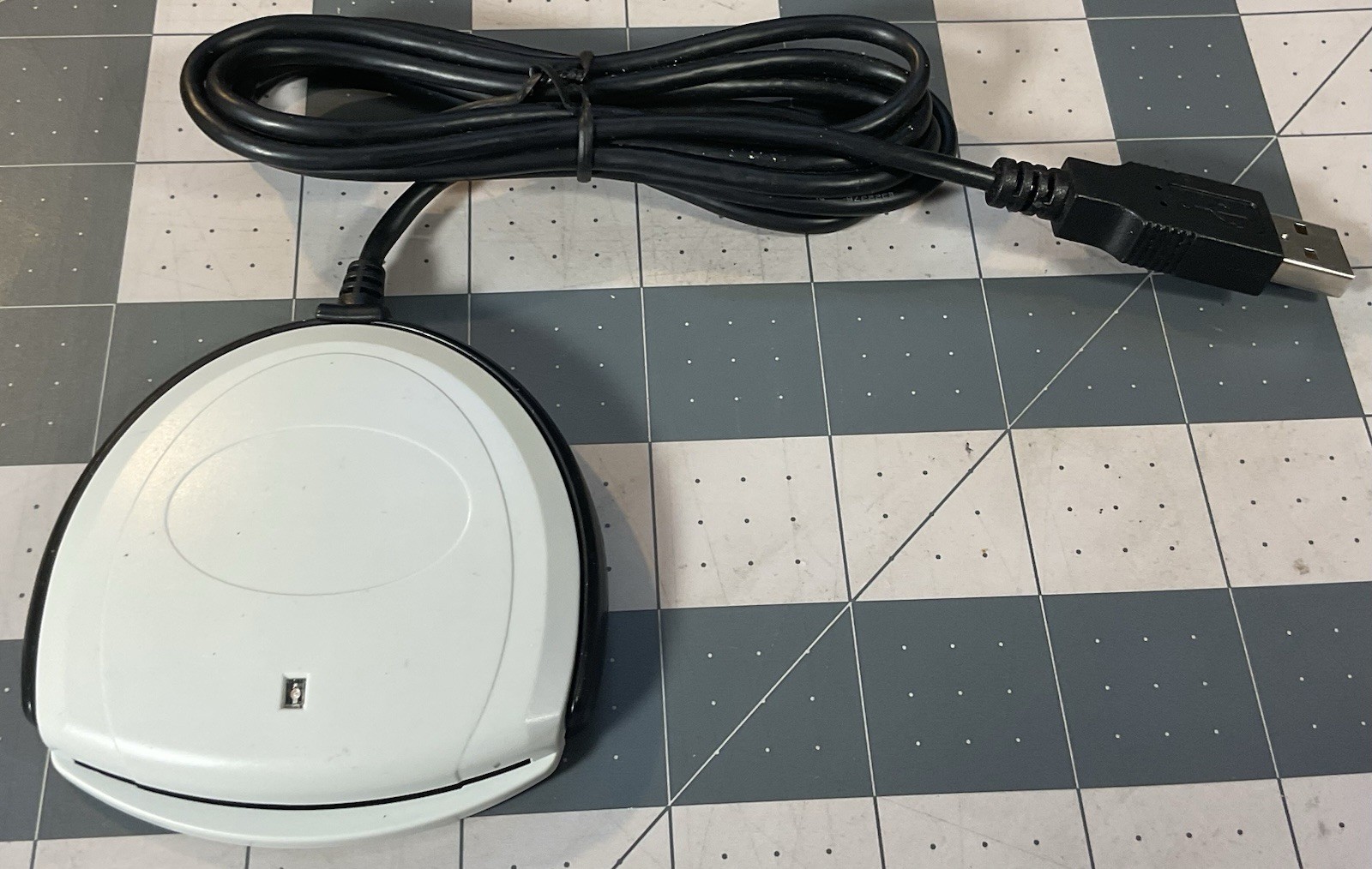 #AJ)SCR3310 USB Smart Card Reader – SCM/Identiv – CAC ID Access