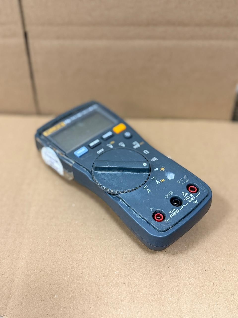 Fluke / True RMS Multimeter / 115