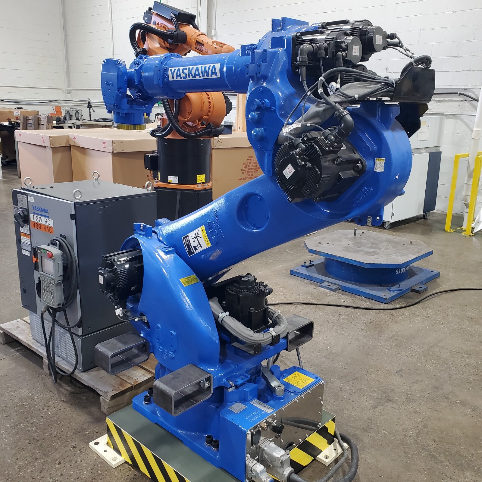Yaskawa Motoman MH180 Robot w/ DX200 Controller - Low Hours! - S92W85-1-4