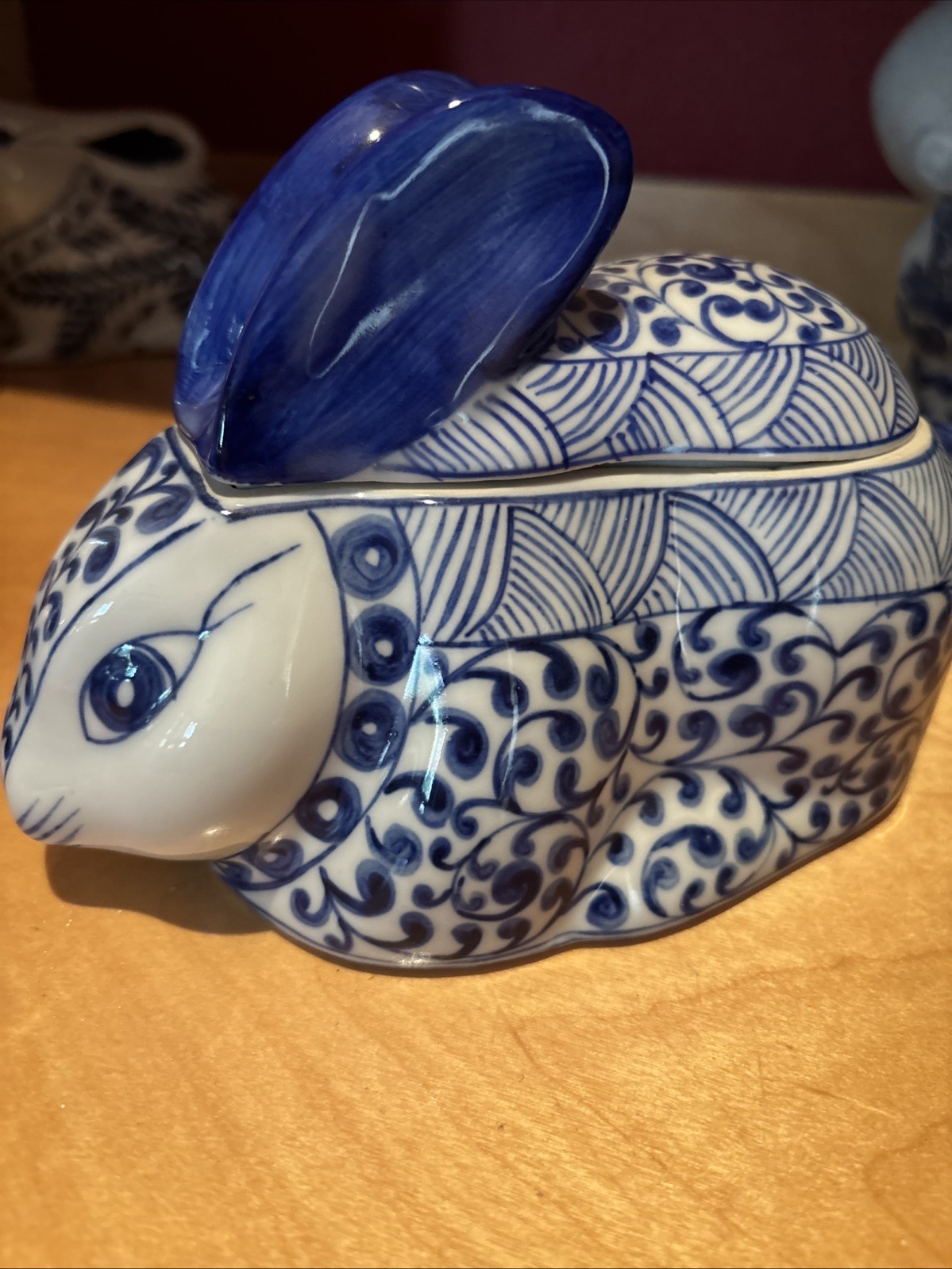 VINTAGE PORCELAIN RABBIT  TRINKET BOX