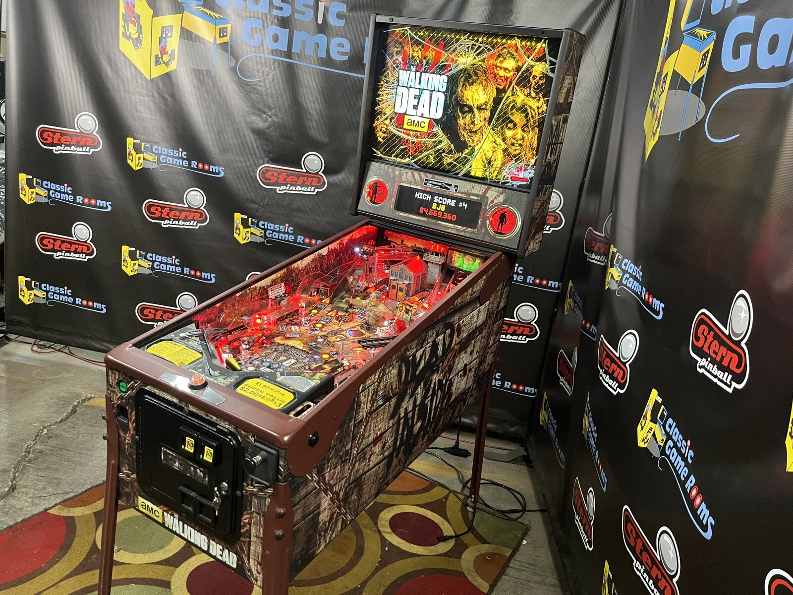 Stern Walking Dead Limited Edition Pinball Machine