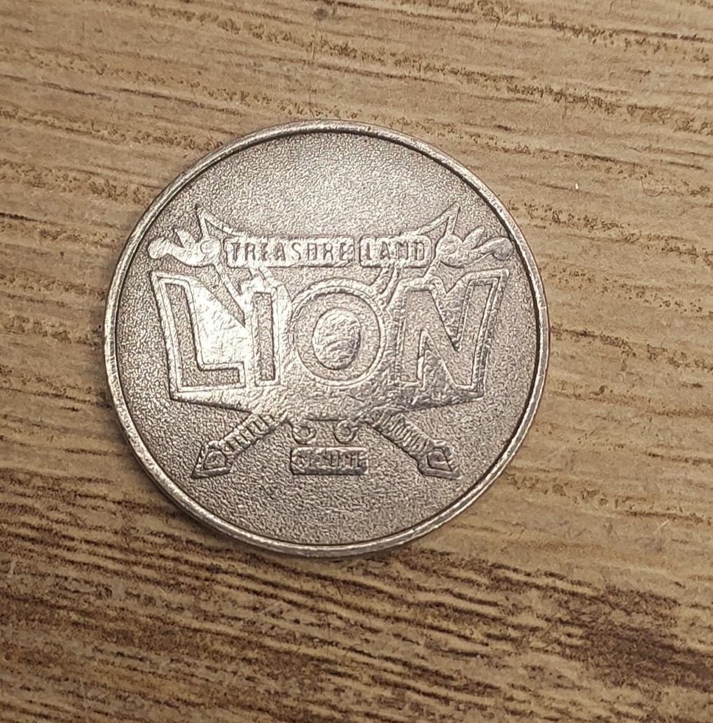 Treasure Land Lion Komine Token Metal Token Coin Defunct Vtg Game Arcade