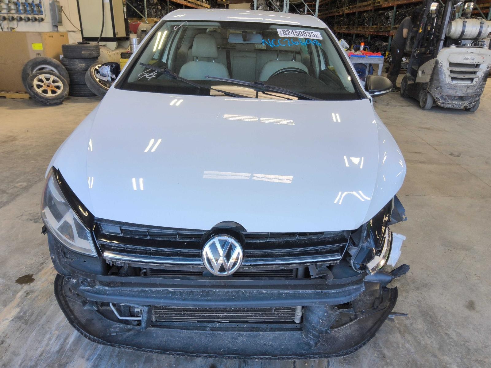 Used Battery Tray fits: 2015 Volkswagen Golf Grade A