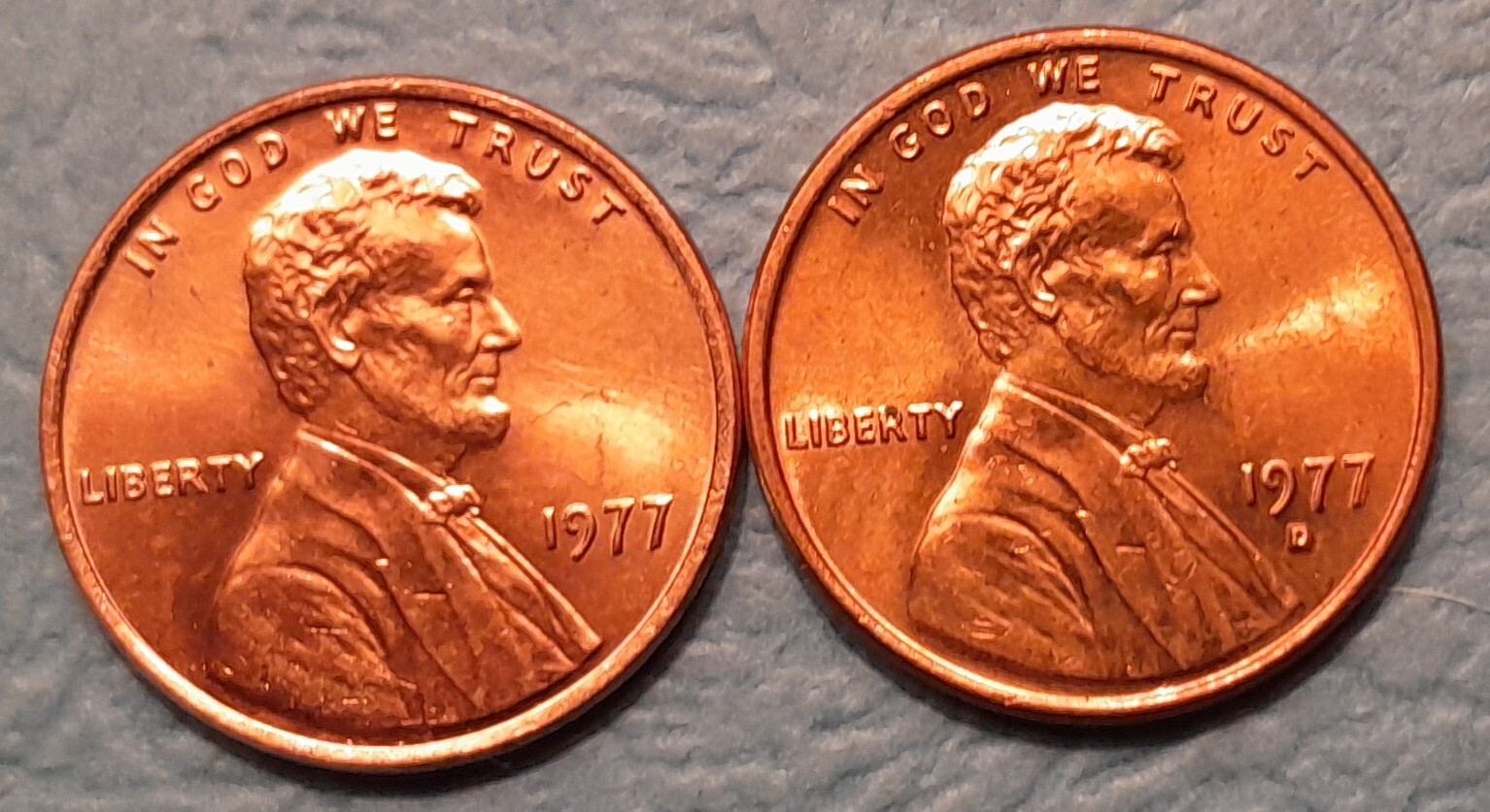 1977 P&D Brilliant Uncirculated Lincoln Cents(2 coins) Ships Free. BU condition.