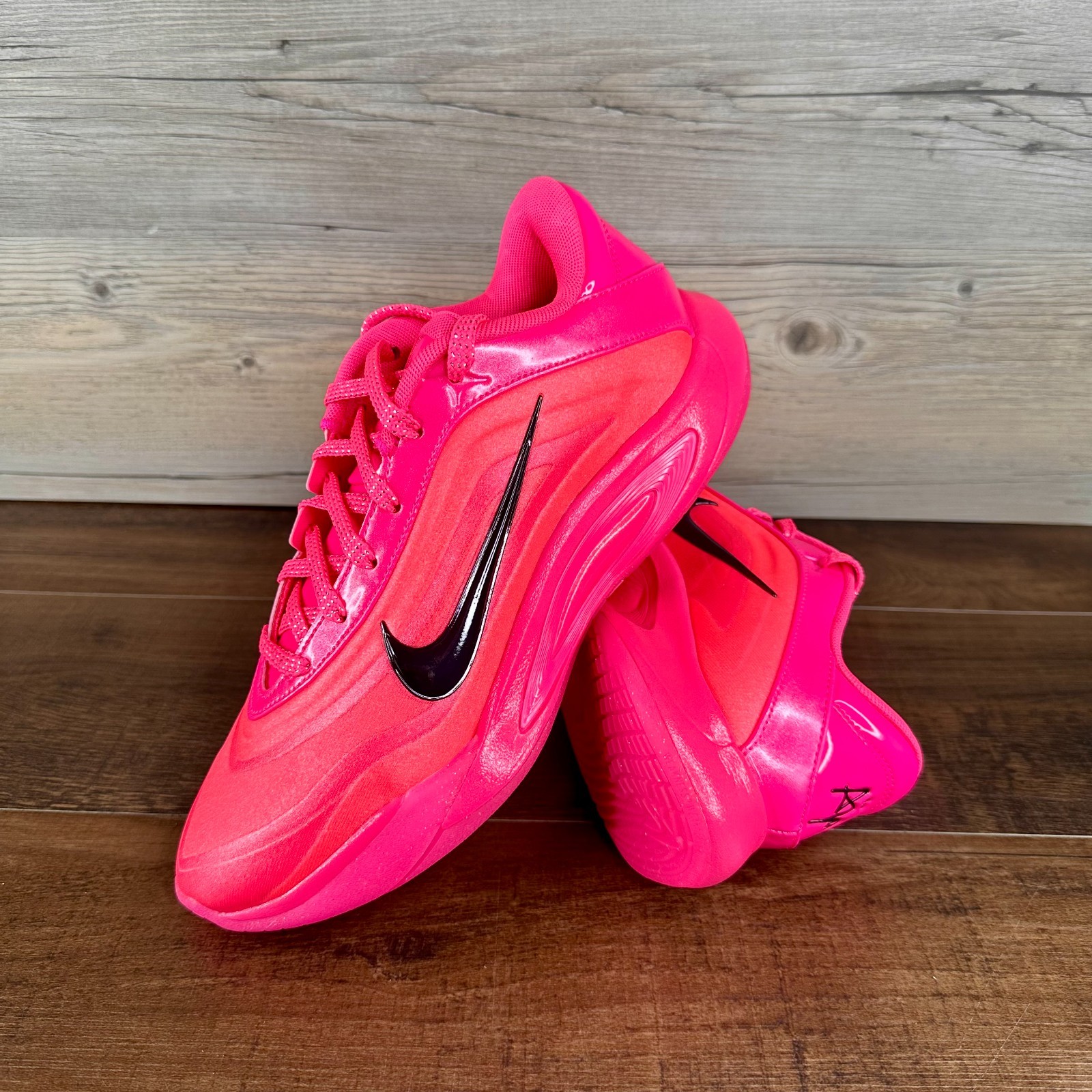 Nike A'One All Star Womens Size 9.5 Black Hyper Pink FZ8605 610