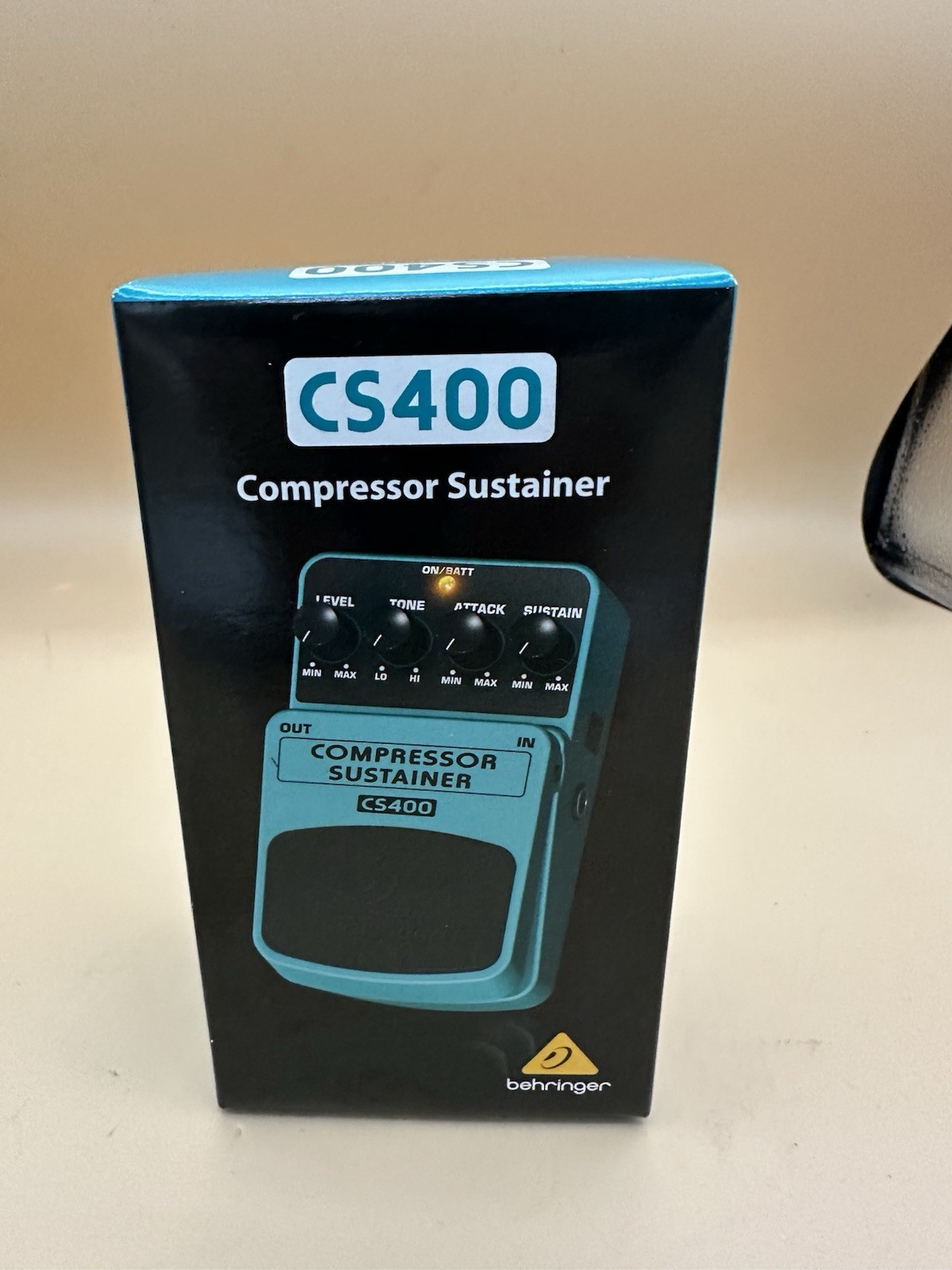 Behringer CS400 Compressor/Sustainer Guitar Effects Pedal w/ Box & Papers