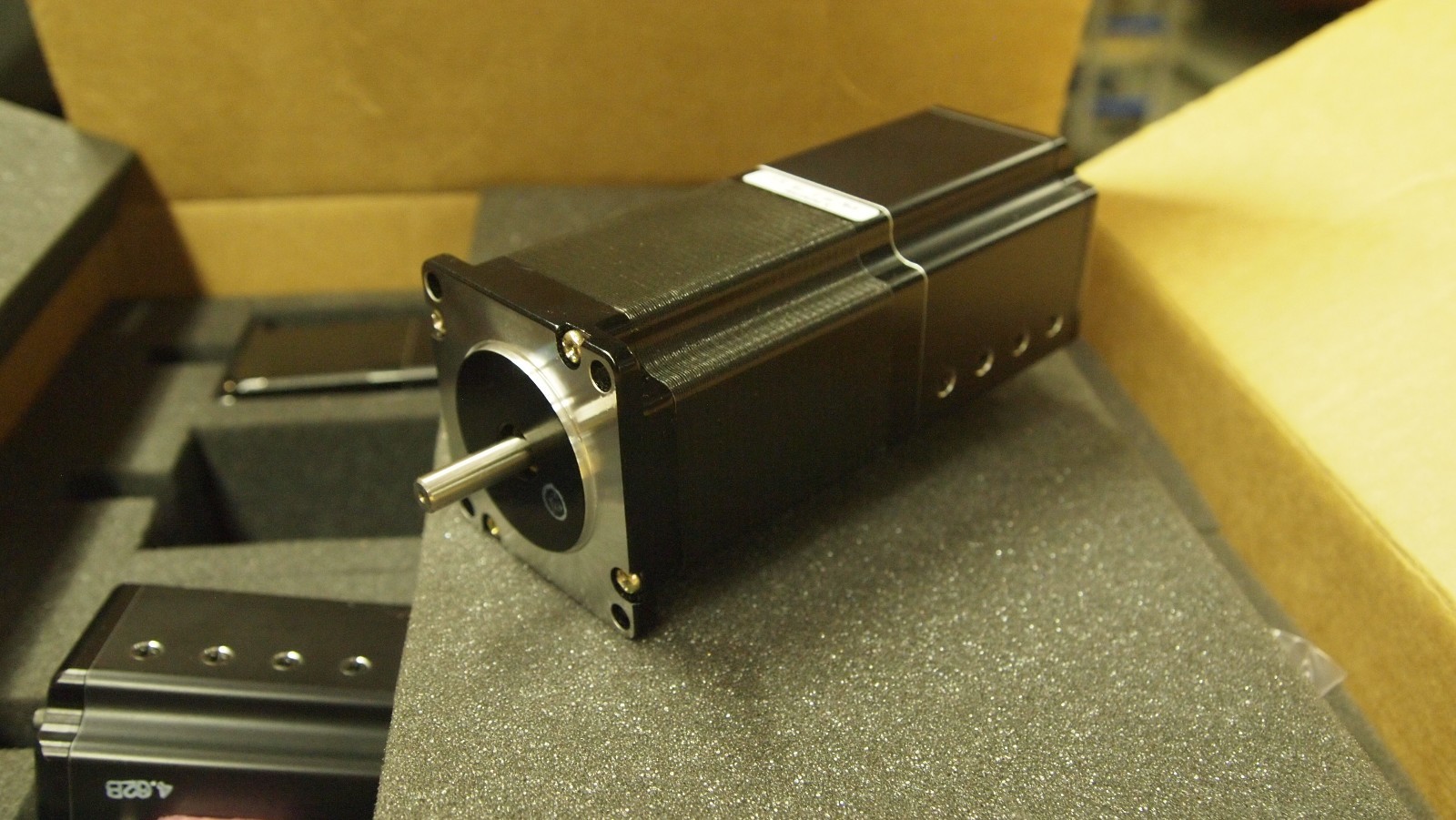 Animatics Lin Engineering 5718L-27D-01 Stepper Motor 48V 2.8A ST232