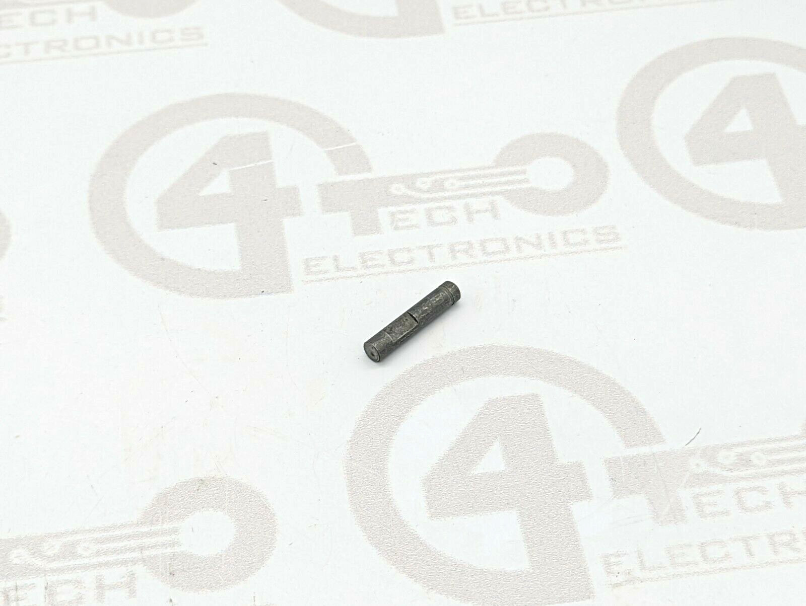 Universal Instruments Pin Grooved 40229201
