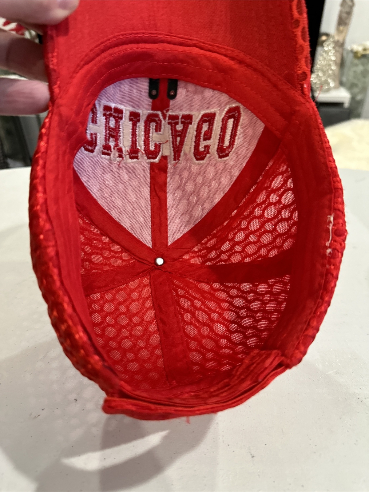 Chicago Cubs Bright Red Shiny Hat Cap Metal C Sparkling look Hoop Loop Unbranded