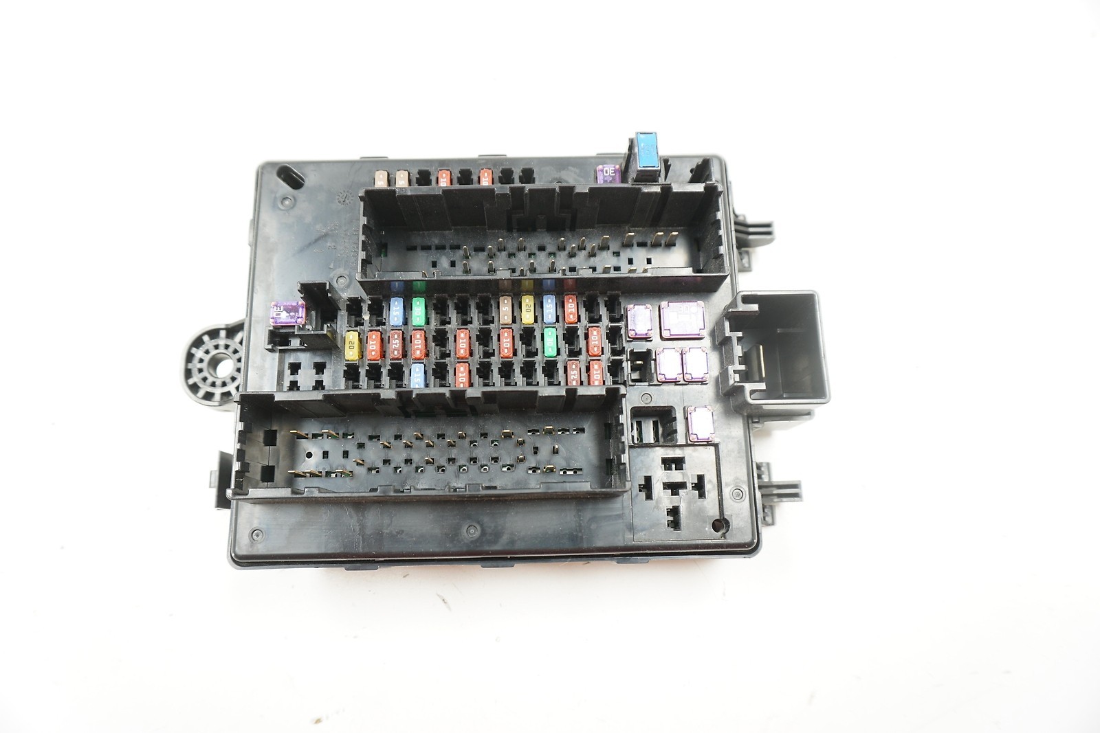 2018-2019 Chevrolet Traverse Body Wiring Harness Junction Block Oem 84281614