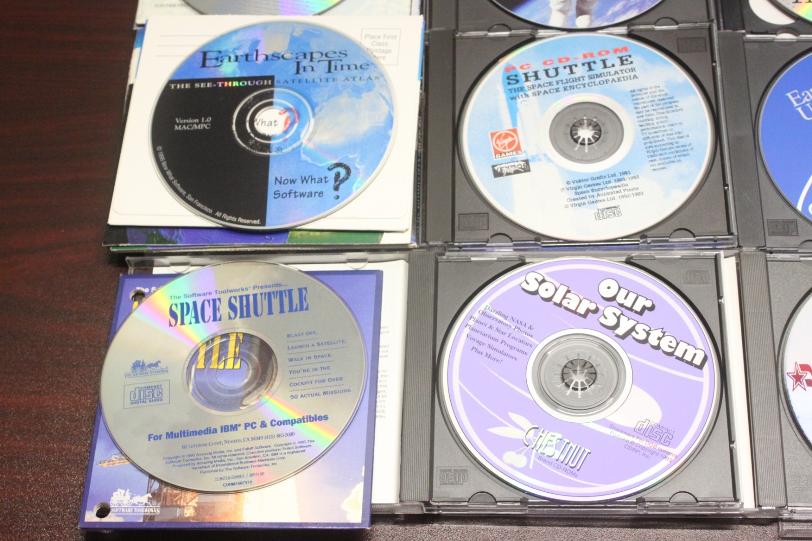 Lot/18 Retro Software PC CD-ROM Software Space Astronomy Moon Orbit Windows 95