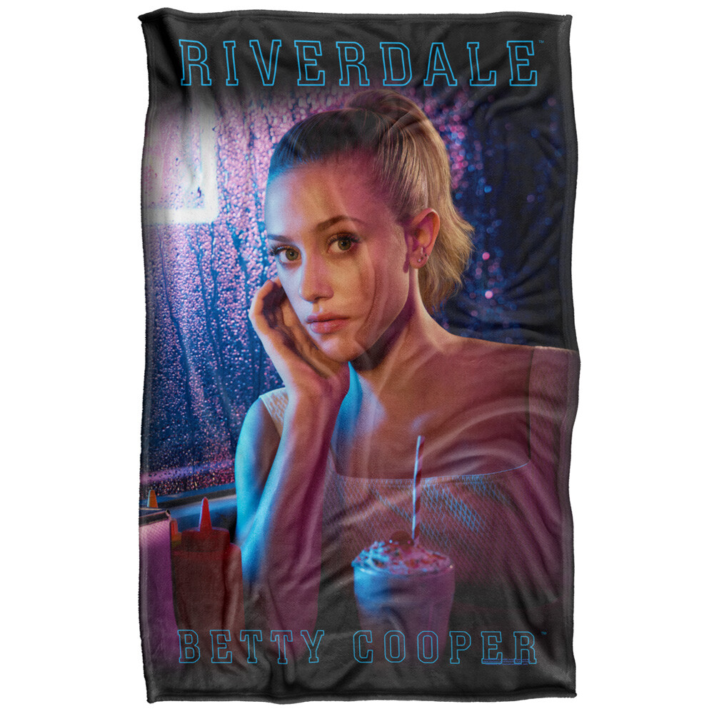 Riverdale Betty Cooper Silky Touch Super Soft Throw Blanket