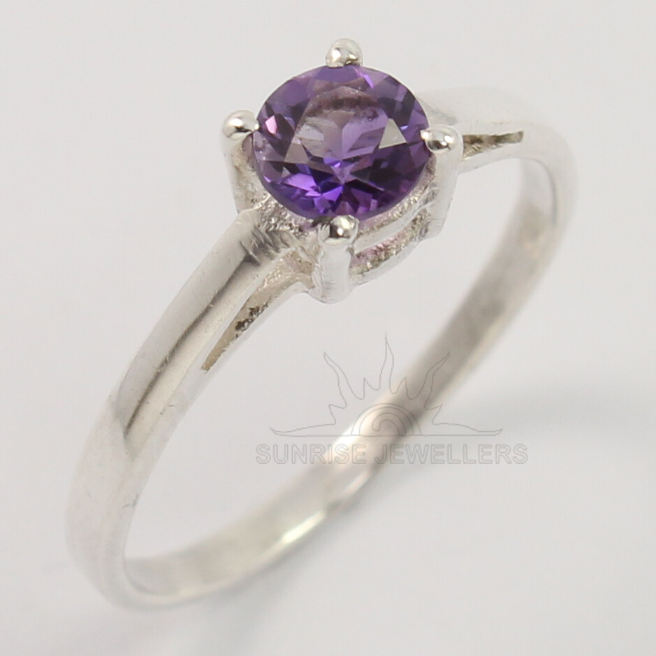 Garnet Gemstone Handmade Engagement Ring 925 Sterling Silver Ring All US Sizes