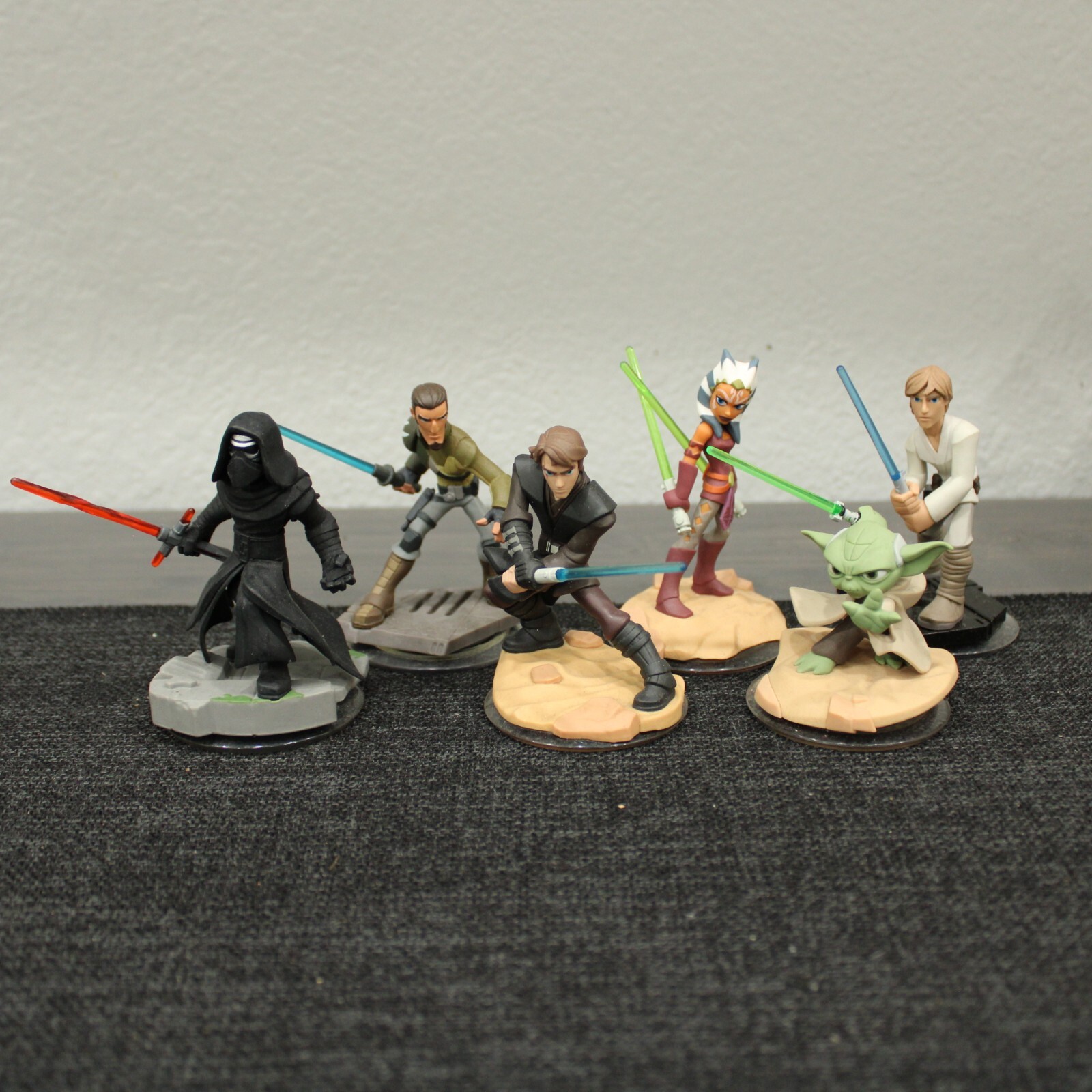 Disney Infinity Lot Star Wars 3.0 2.0 Lot Of 6 Kylo Ren Ahsoka Luke Skywalker