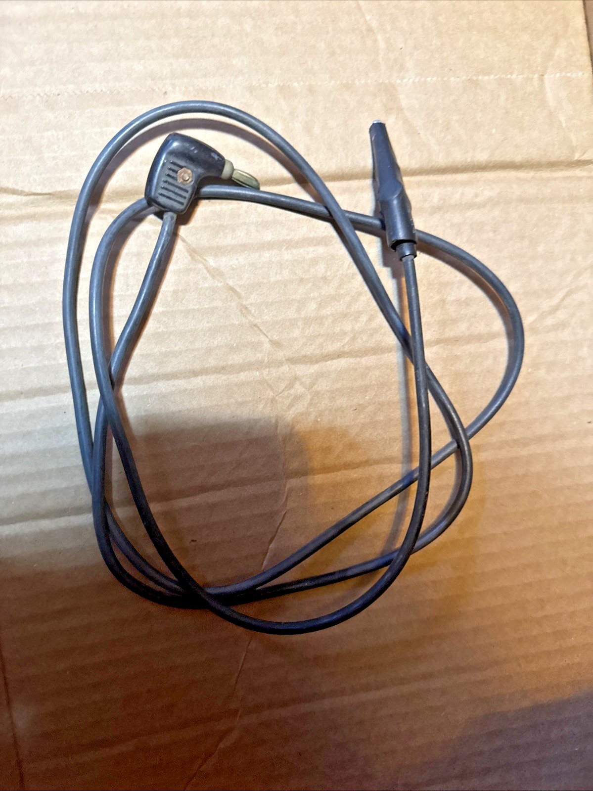 Mueller Electric Test Lead Black Banana clip to Alligator Clip Rare VTG see pic